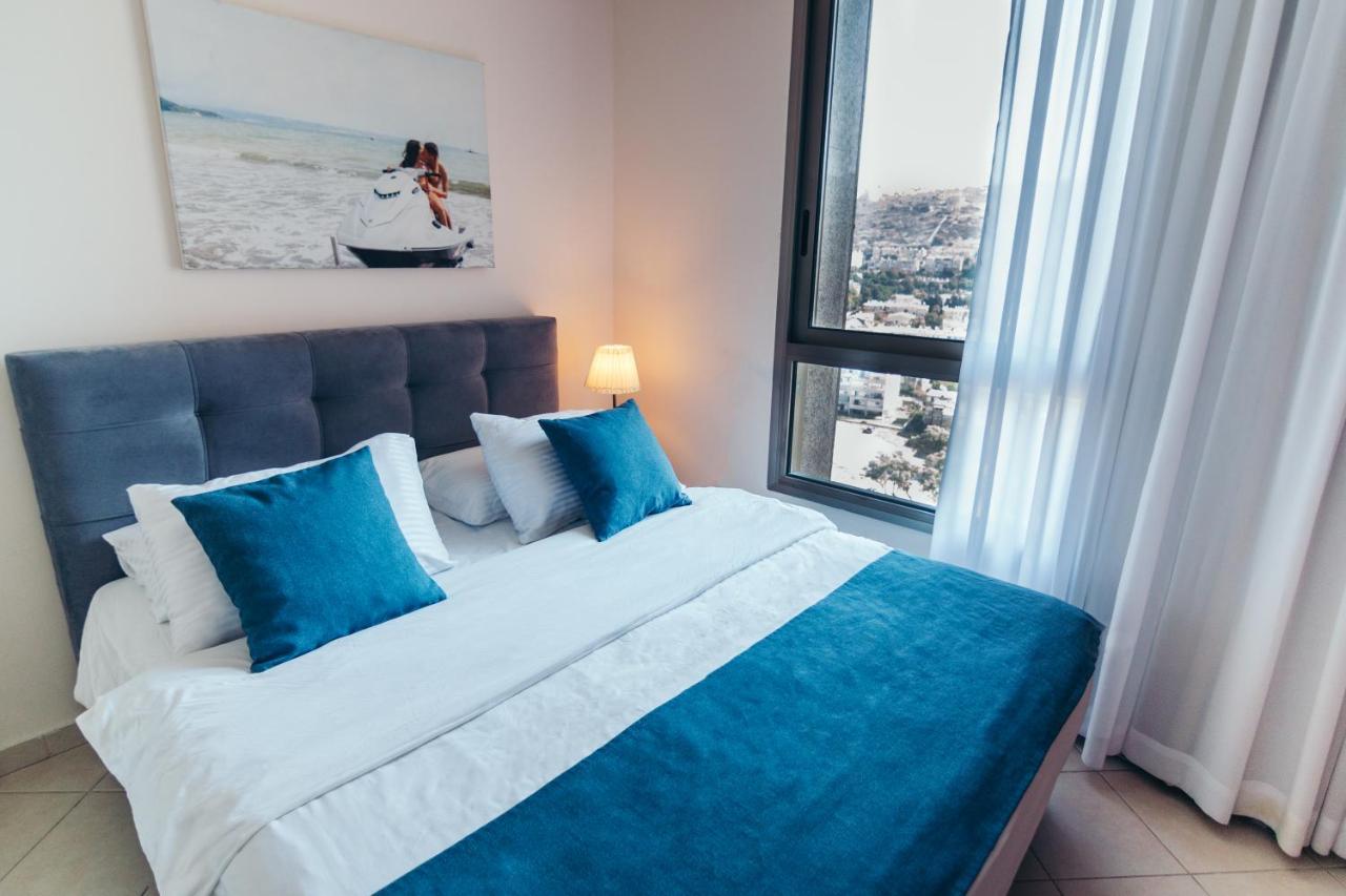 Almog Beach Apt Hotel מלון דירות אלמוג ביץ' Haifa Exterior photo