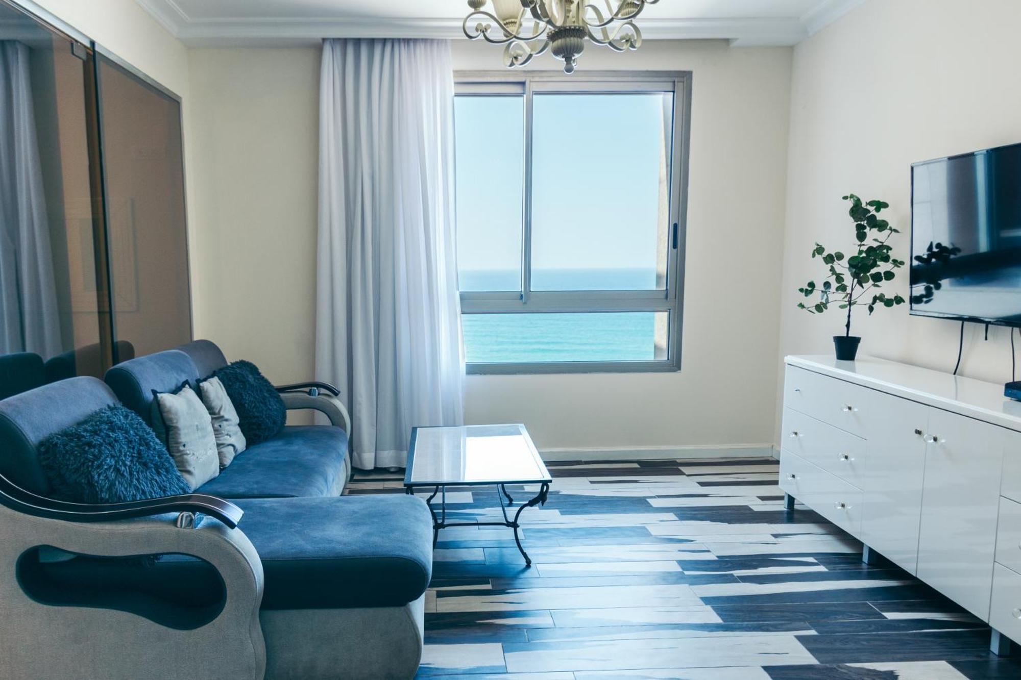 Almog Beach Apt Hotel מלון דירות אלמוג ביץ' Haifa Exterior photo